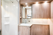 R600TDL - 2- Kabe