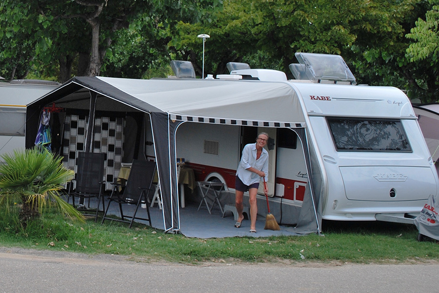Österrike Vardagsbestyr på campingen. 
