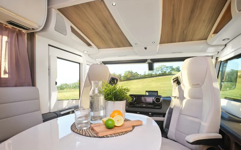 Crown Ri830 LQB